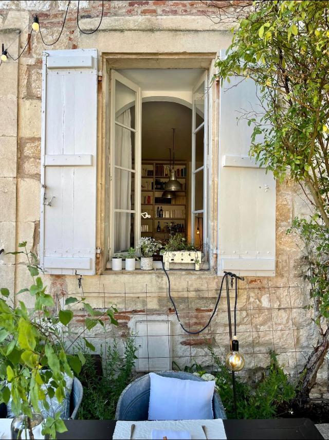 Bed and Breakfast L'Autre Maison Penne-d'Agenais Екстер'єр фото